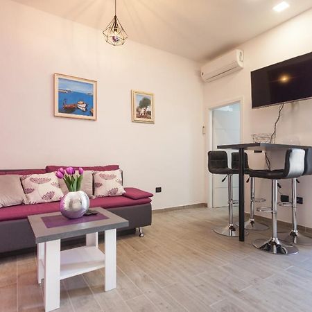 Apartment Toni Pola Esterno foto