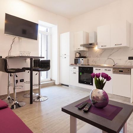 Apartment Toni Pola Esterno foto