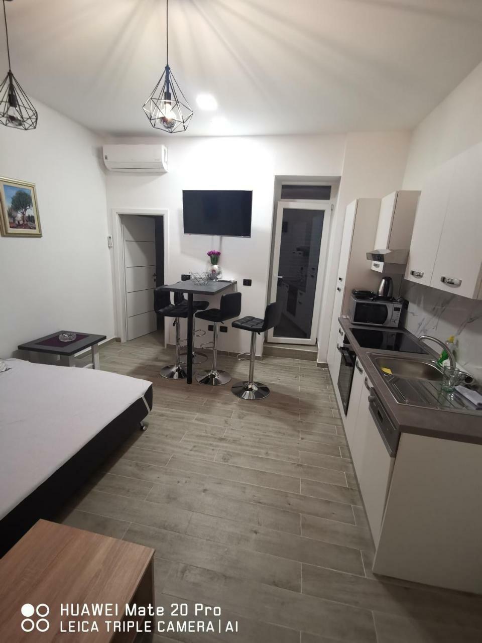 Apartment Toni Pola Esterno foto